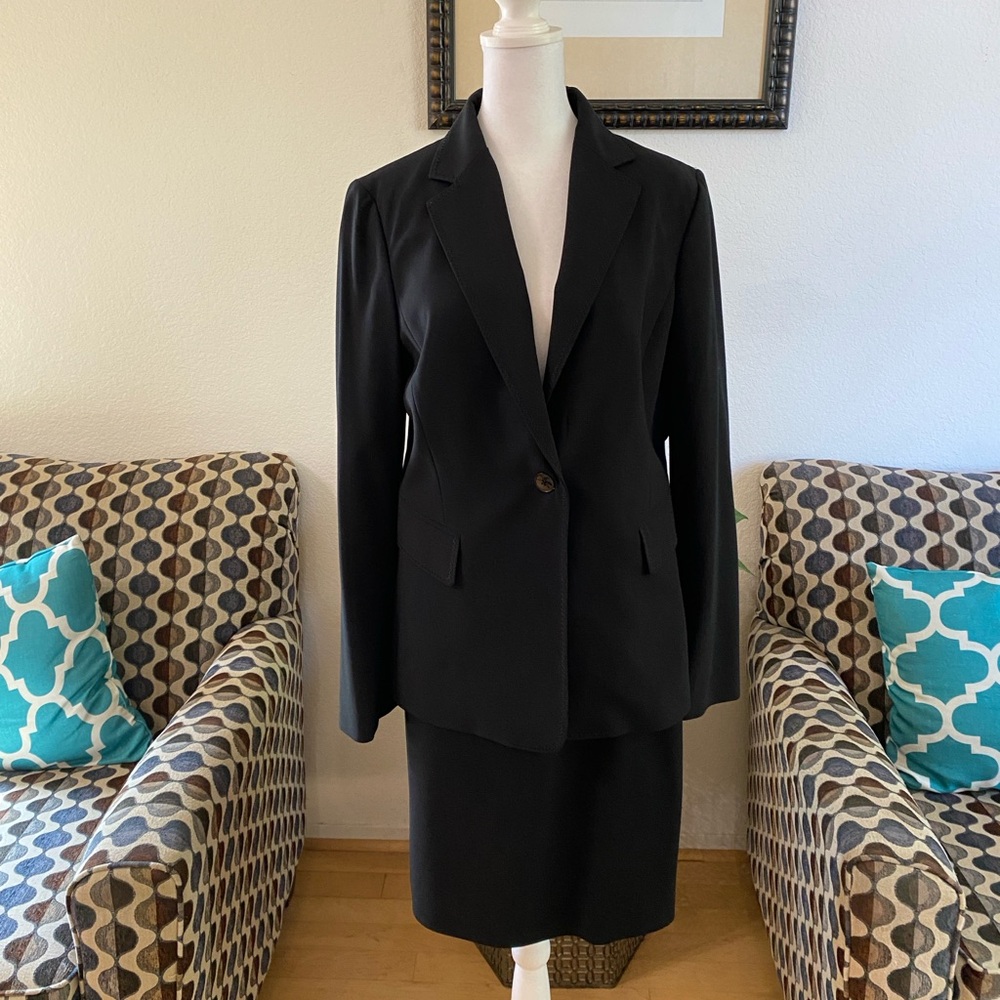 City DKNY Suit Blazer Size 10 and Casual Corner Pencil Skirt Size 8 Suit Set,Blk